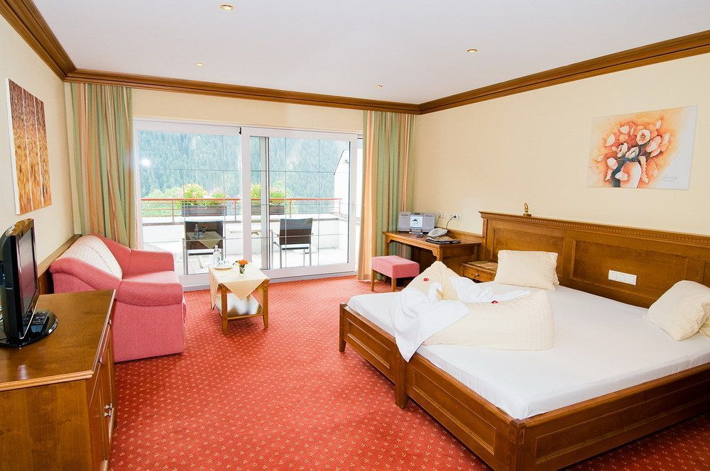 Berg-Spa & Hotel Zamangspitze Sankt Gallenkirch Kültér fotó